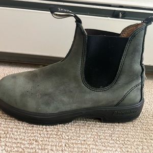 Blundstone rustic black Chelsea boots size 7
